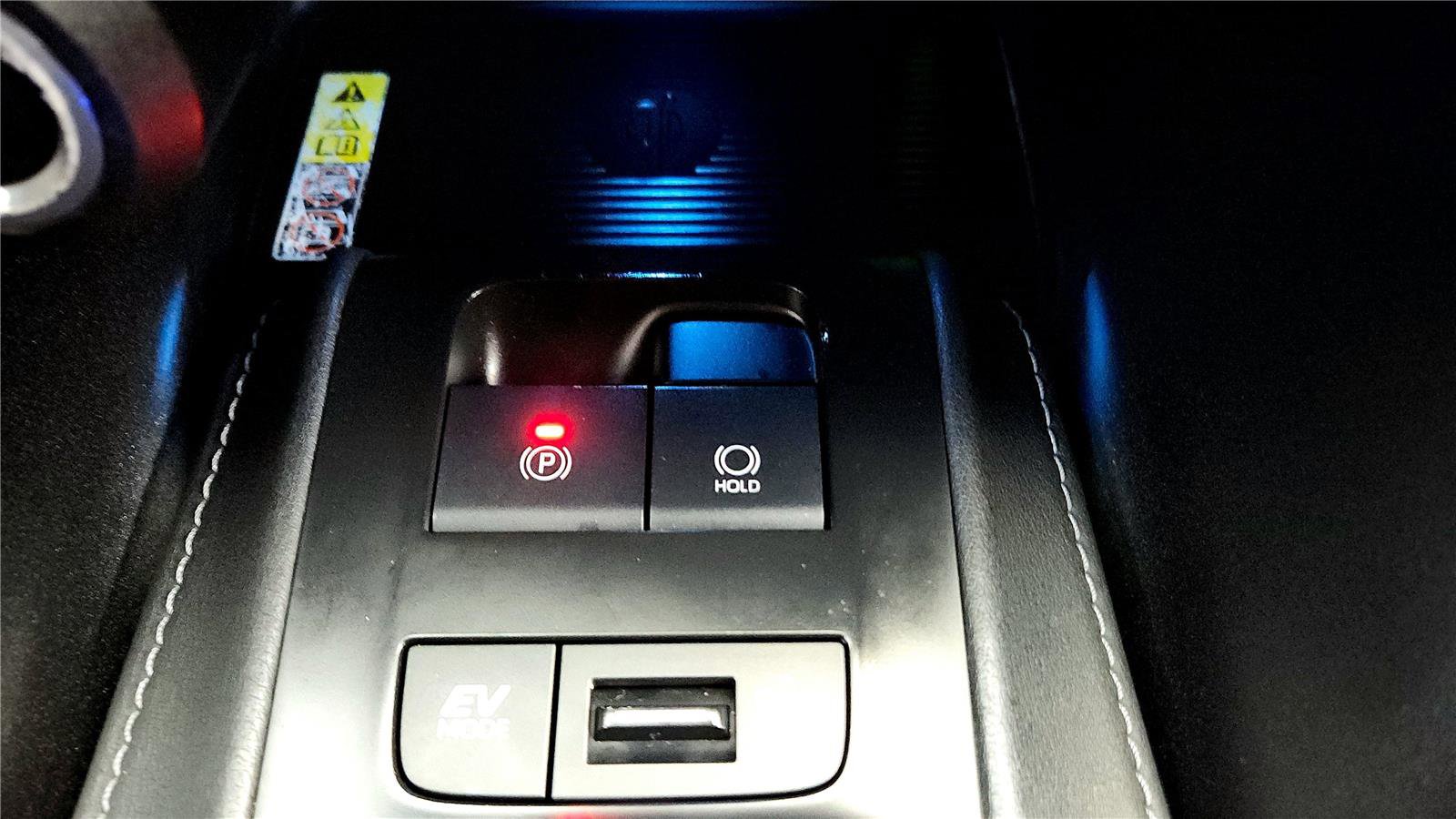 Certified 2023 Toyota Venza LE AWD/4WD image 33