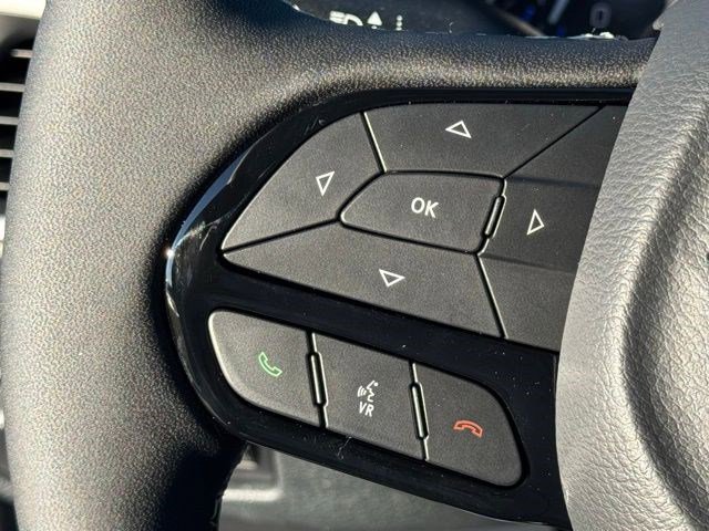 New 2026 Chrysler Pacifica Select image 16