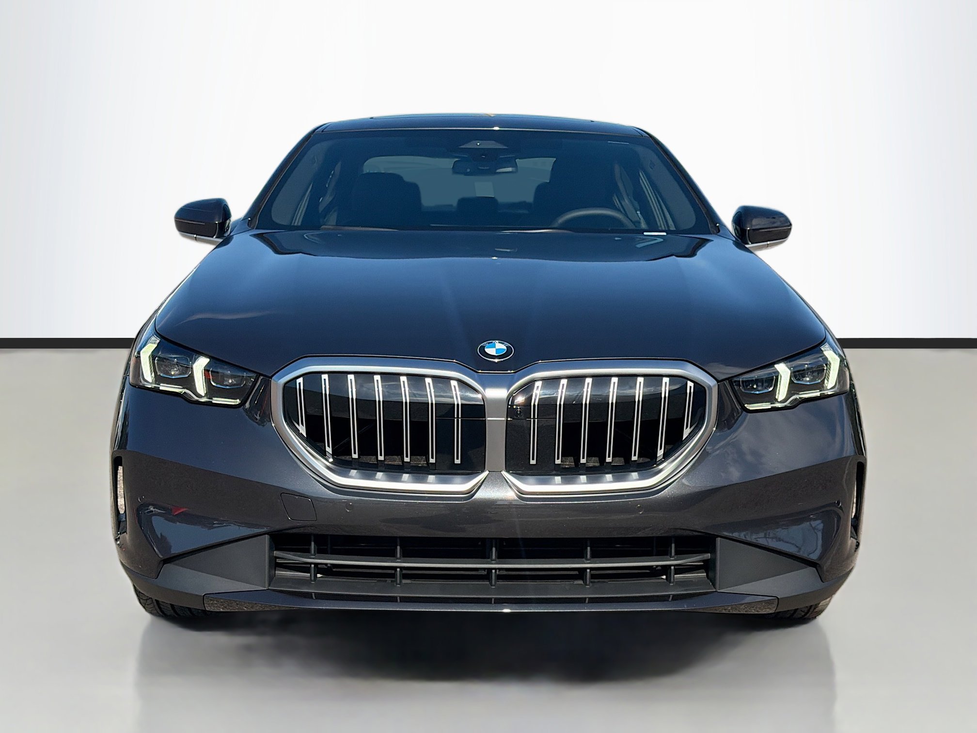 New 2026 BMW 530i w/ Convenience Package image 8