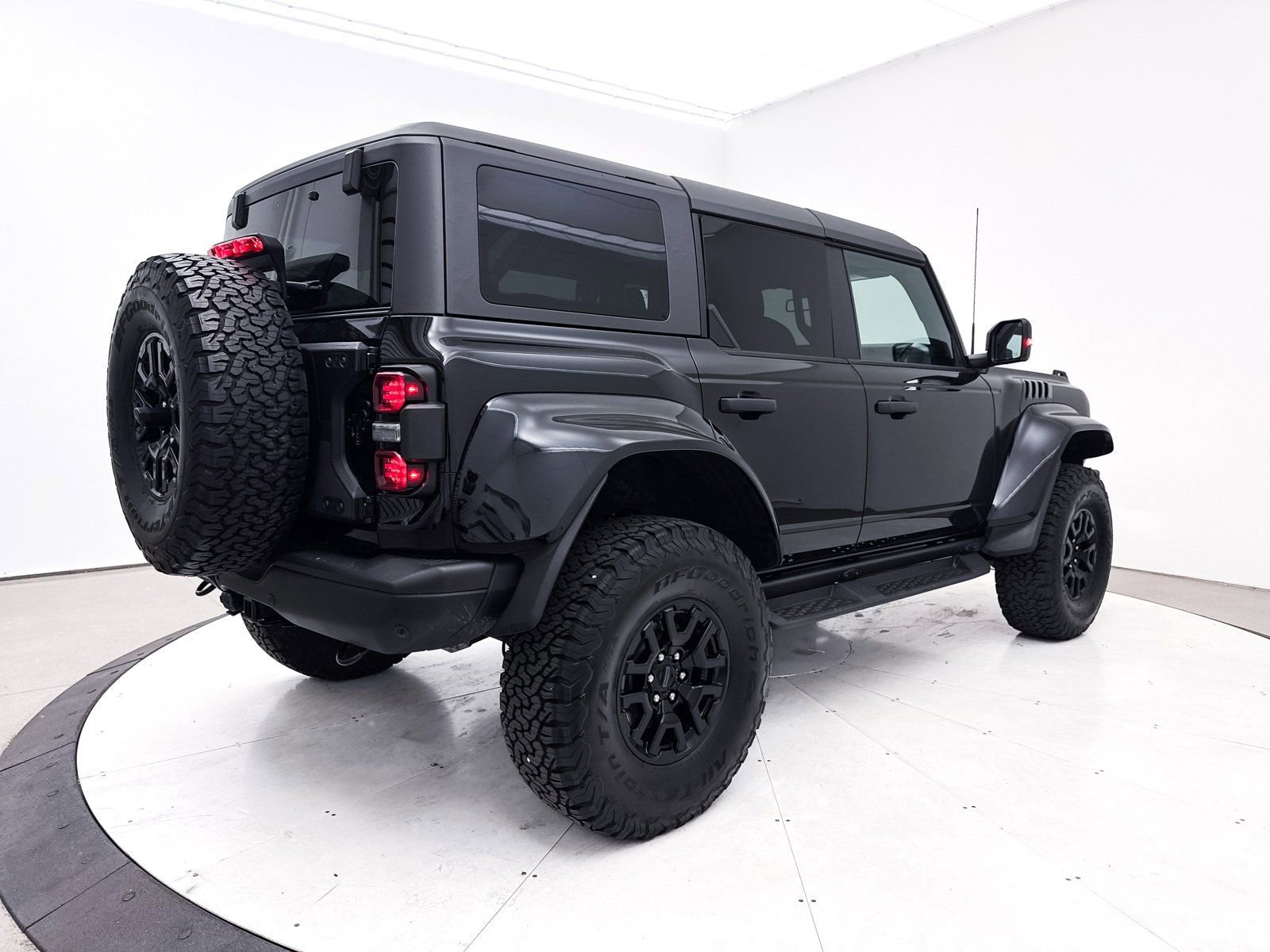 Used 2024 Ford Bronco Raptor image 33