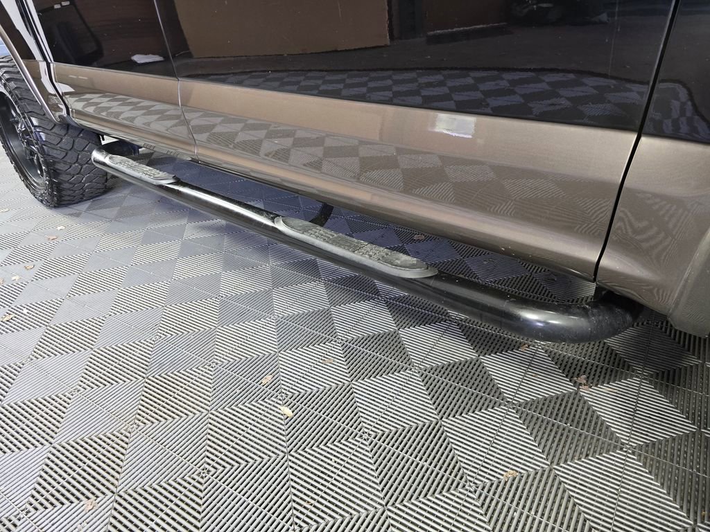 Used 2019 Ford F150 Lariat AWD/4WD image 10