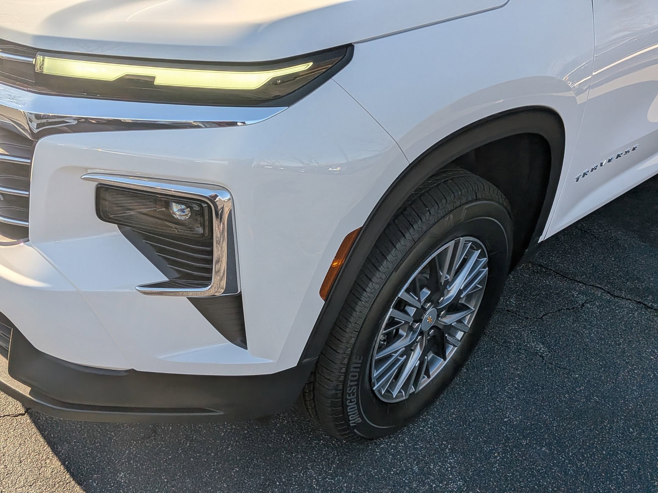 New 2026 Chevrolet Traverse LT w/ Driver Confidence Package FWD image 10