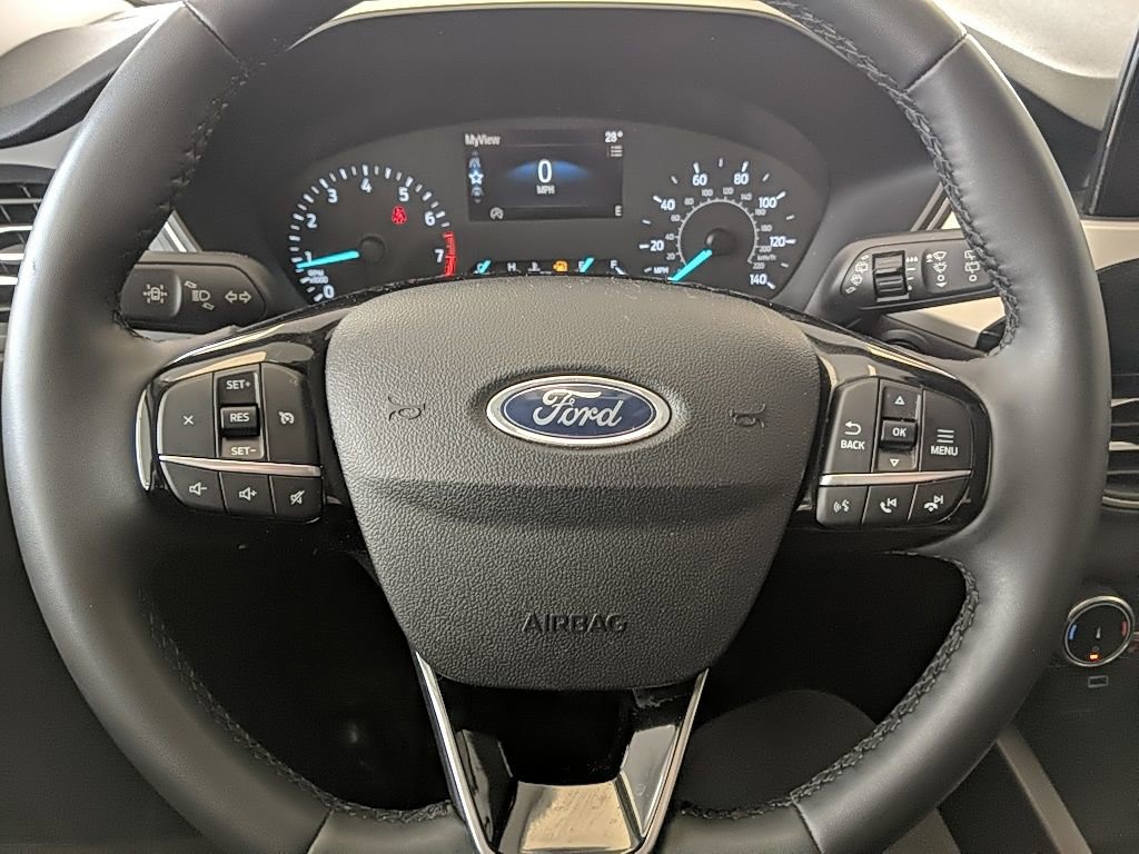 Used 2022 Ford Escape SEL image 15