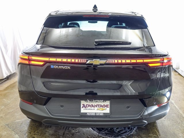 New 2026 Chevrolet Equinox EV LT image 6