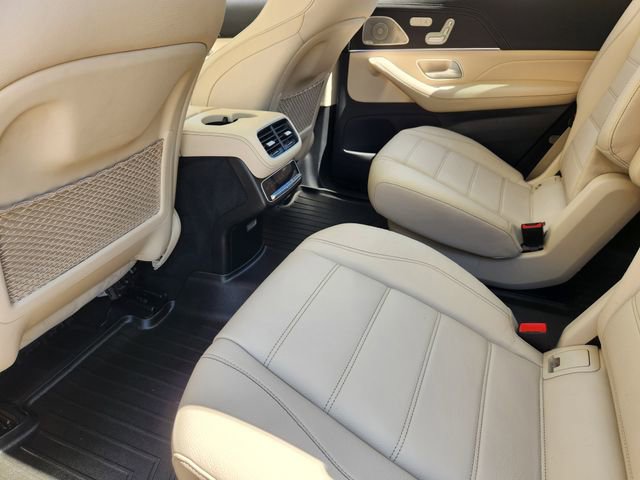 Used 2021 Mercedes-Benz GLS 580 4MATIC image 29