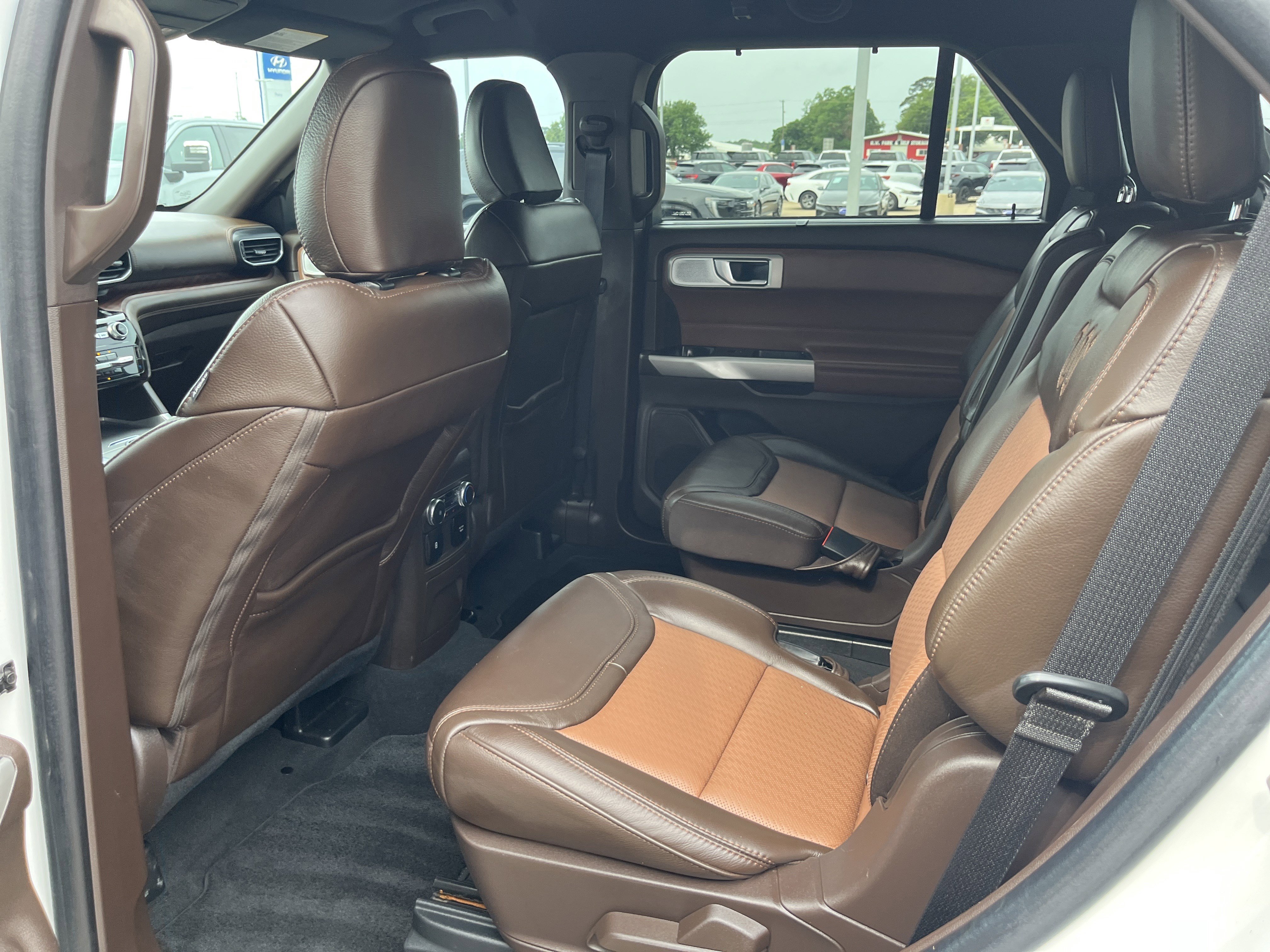 Used 2022 Ford Explorer King Ranch AWD/4WD image 10
