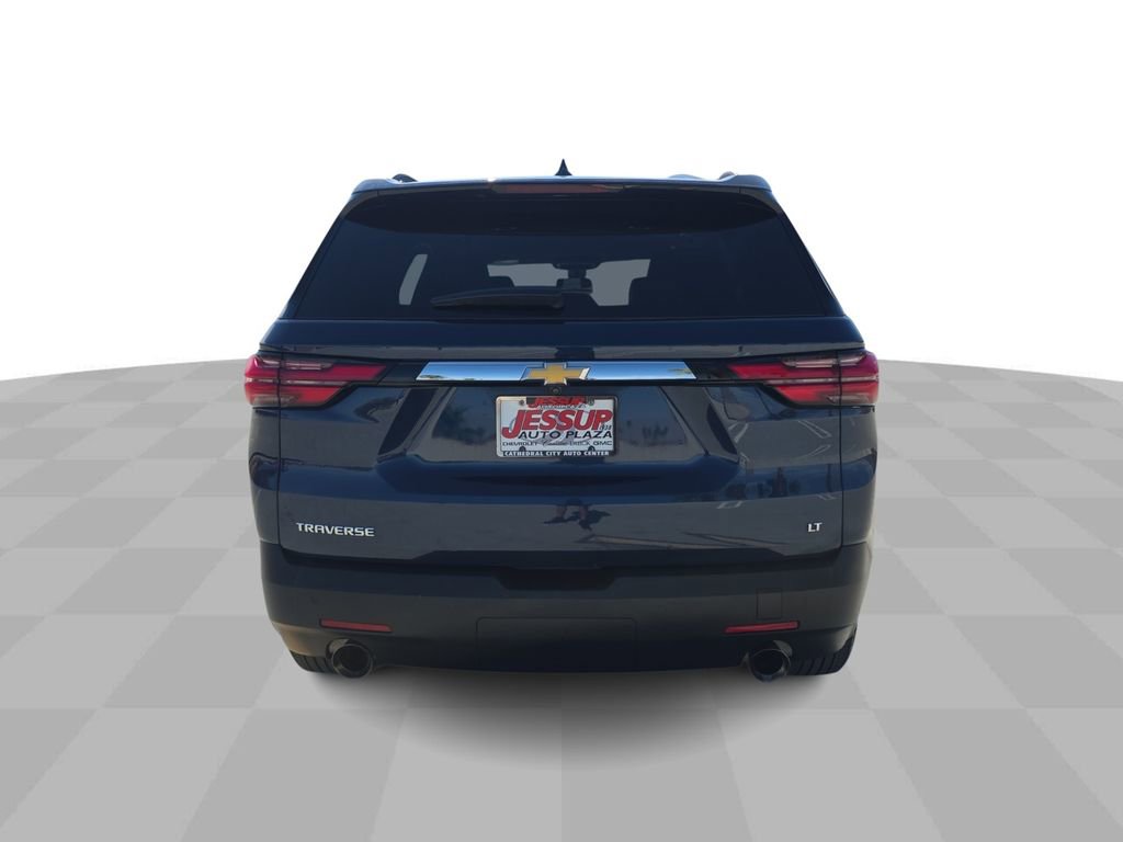 Used 2023 Chevrolet Traverse LT FWD image 7