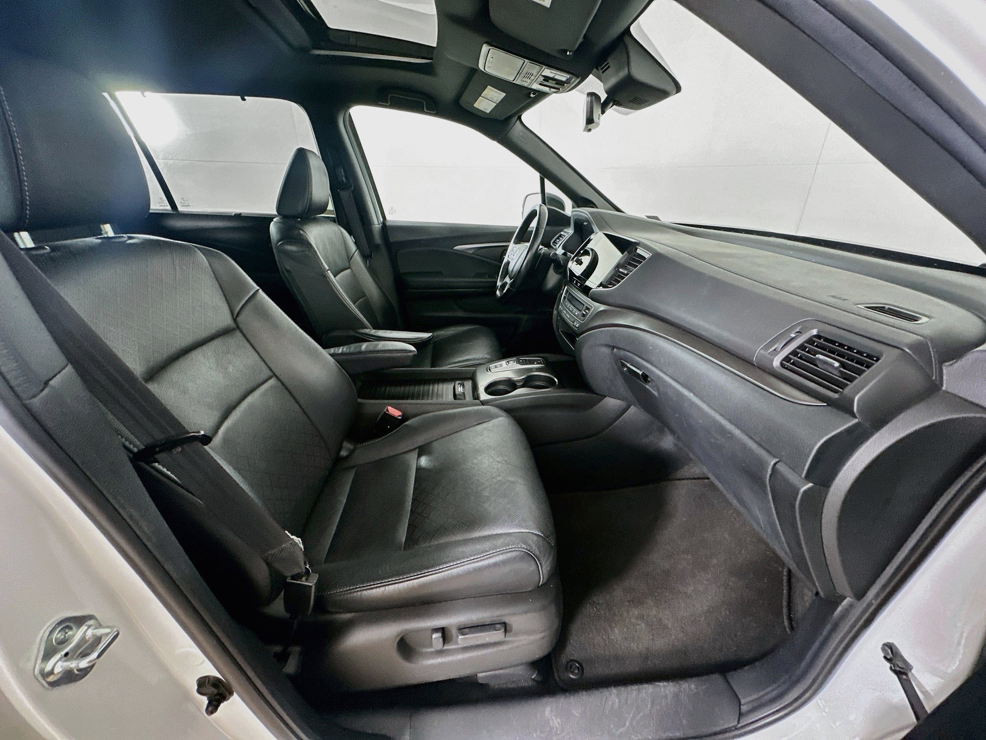 Used 2021 Honda Passport EX-L image 34