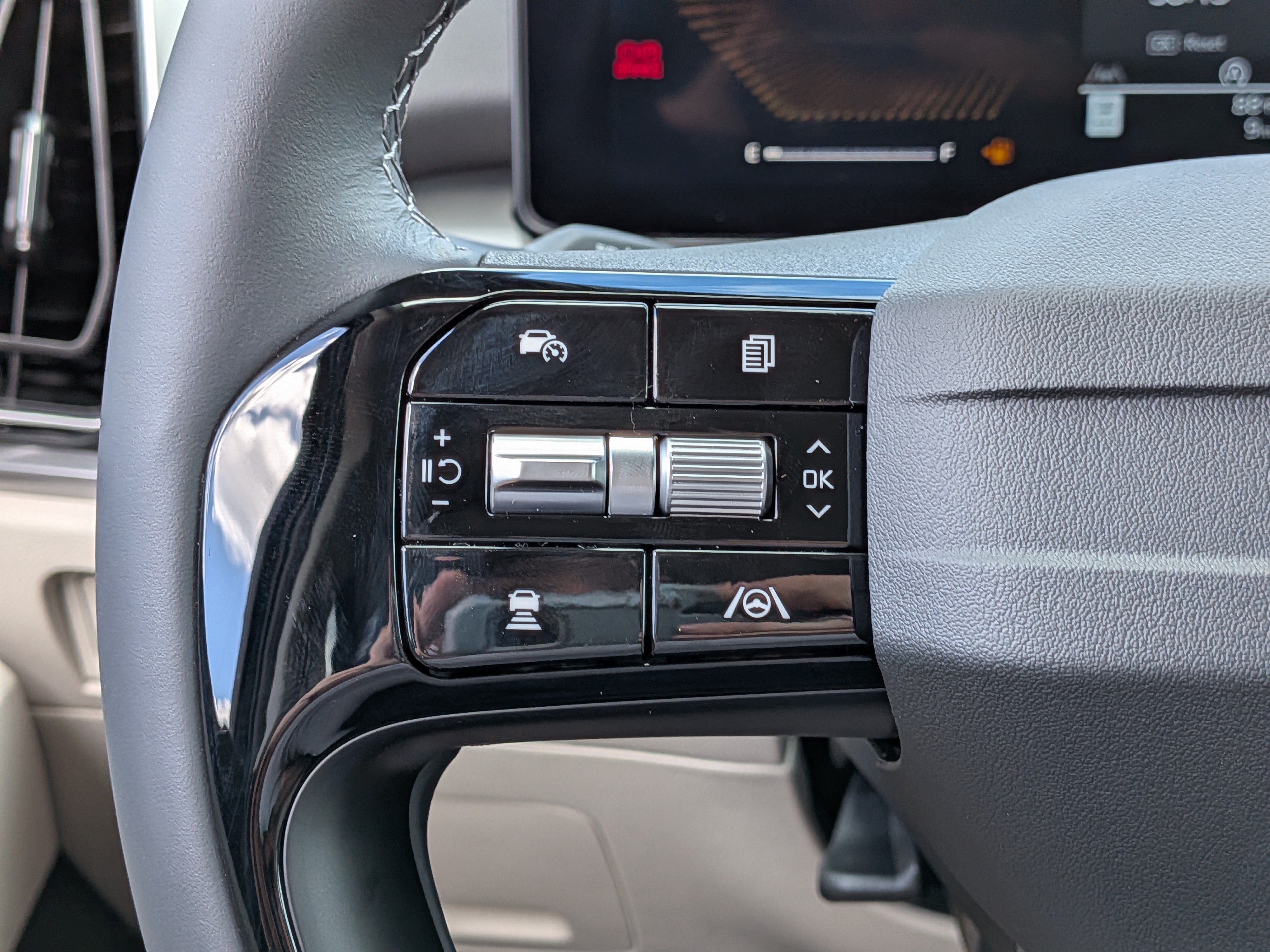 New 2026 Kia Sorento S FWD image 28