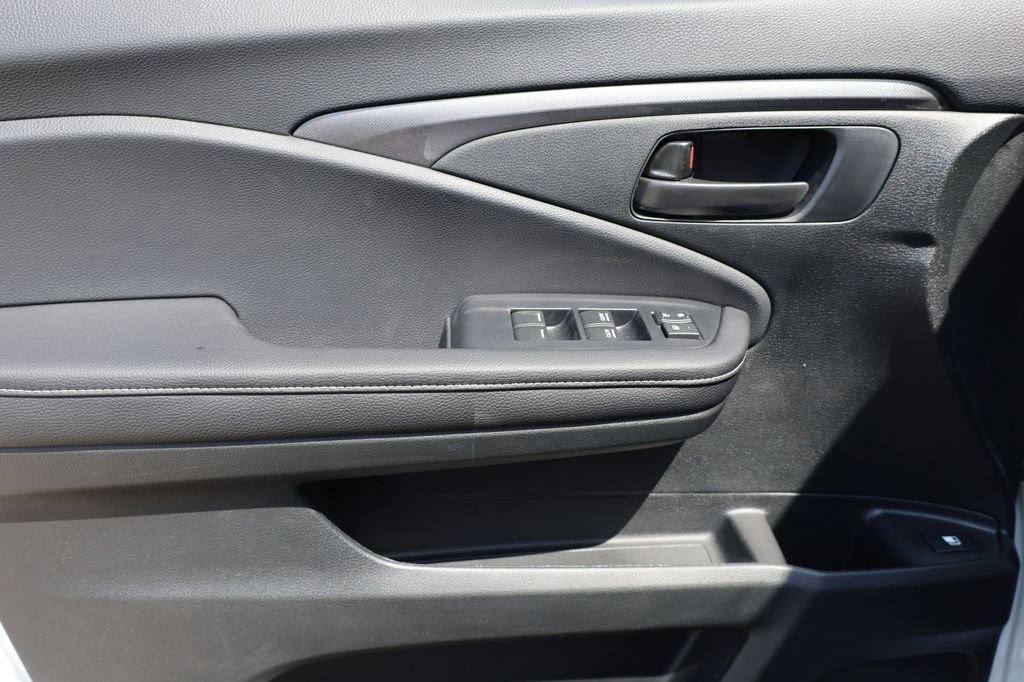 New 2026 Honda Ridgeline Sport image 10