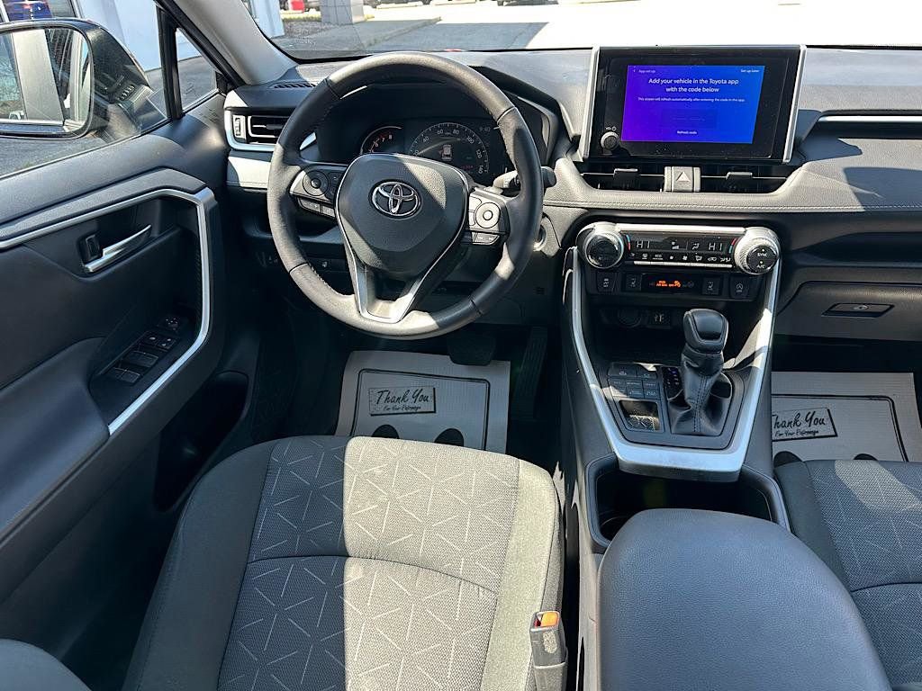 Certified 2025 Toyota RAV4 XLE w/ Convenience Package image 20