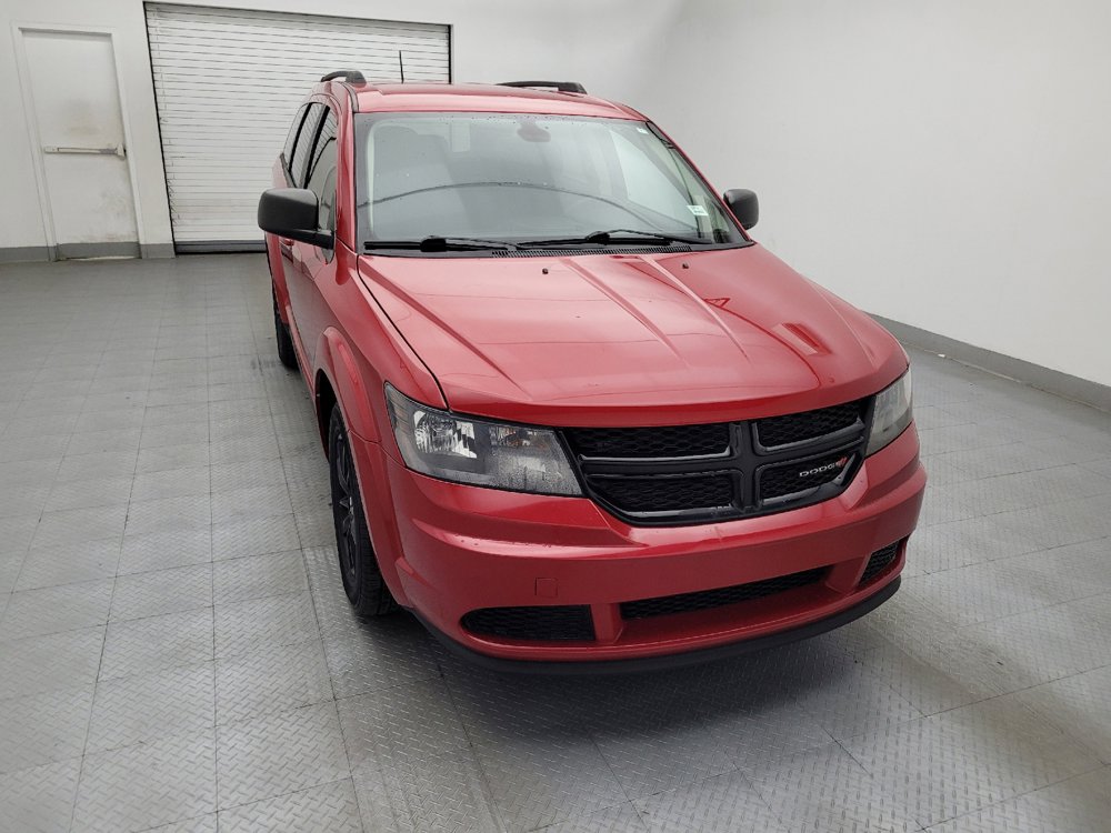 Used 2020 Dodge Journey SE w/ Blacktop Package FWD image 14