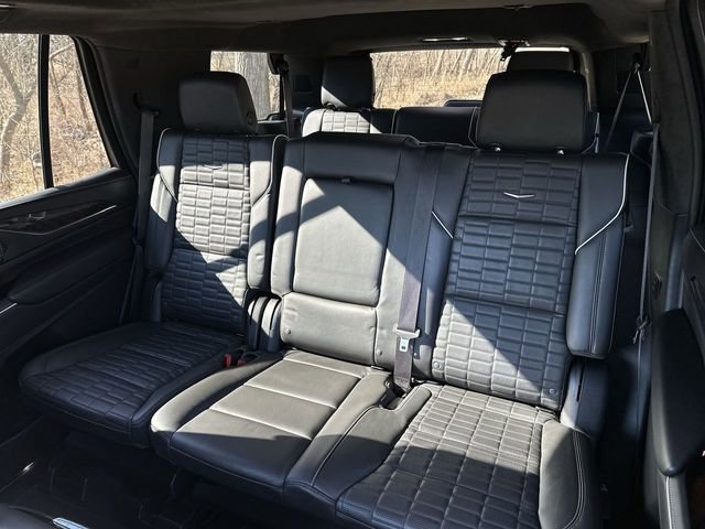 Certified 2024 Cadillac Escalade Sport Platinum w/ LPO, ONYX Package image 26