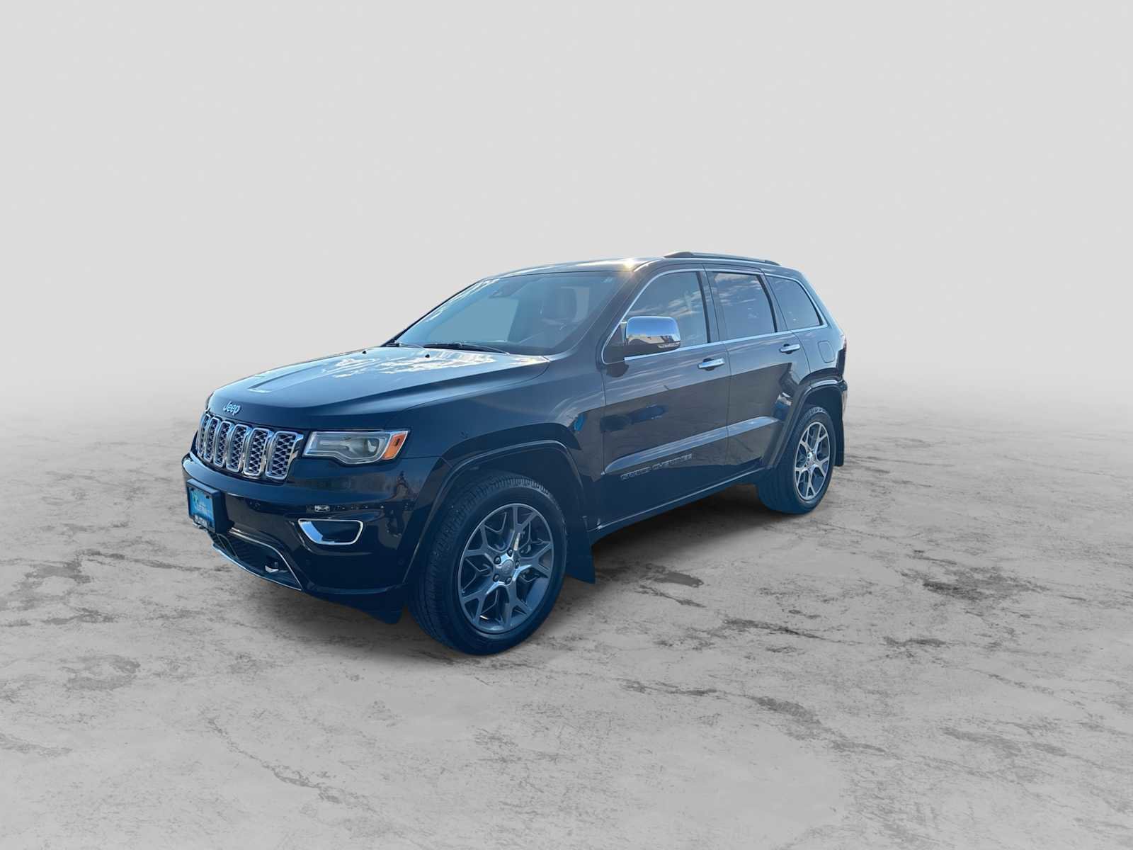 Certified 2021 Jeep Grand Cherokee Overland AWD/4WD image 4