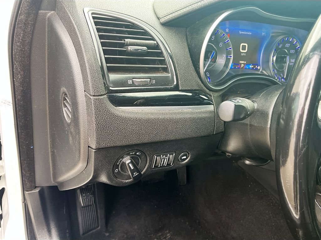 Used 2021 Chrysler 300 S image 10