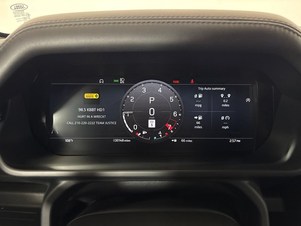 Used 2023 Land Rover Defender 110 V8 AWD/4WD image 12