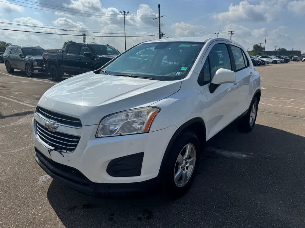 Used 2016 Chevrolet Trax LS AWD/4WD image 1