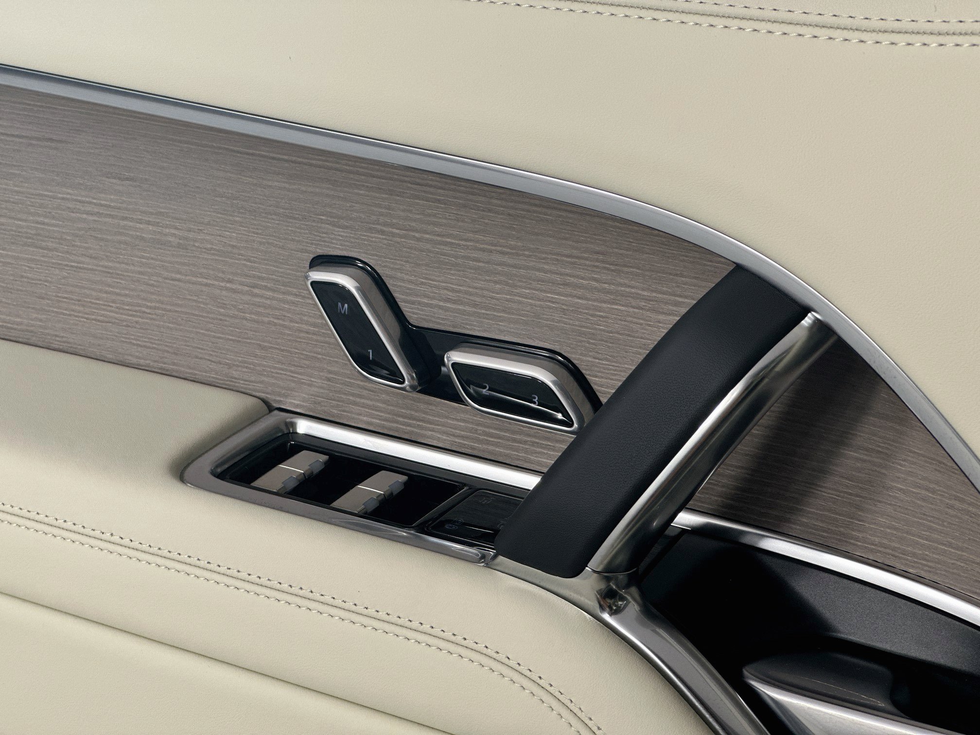 New 2026 Land Rover Range Rover SE AWD/4WD image 17