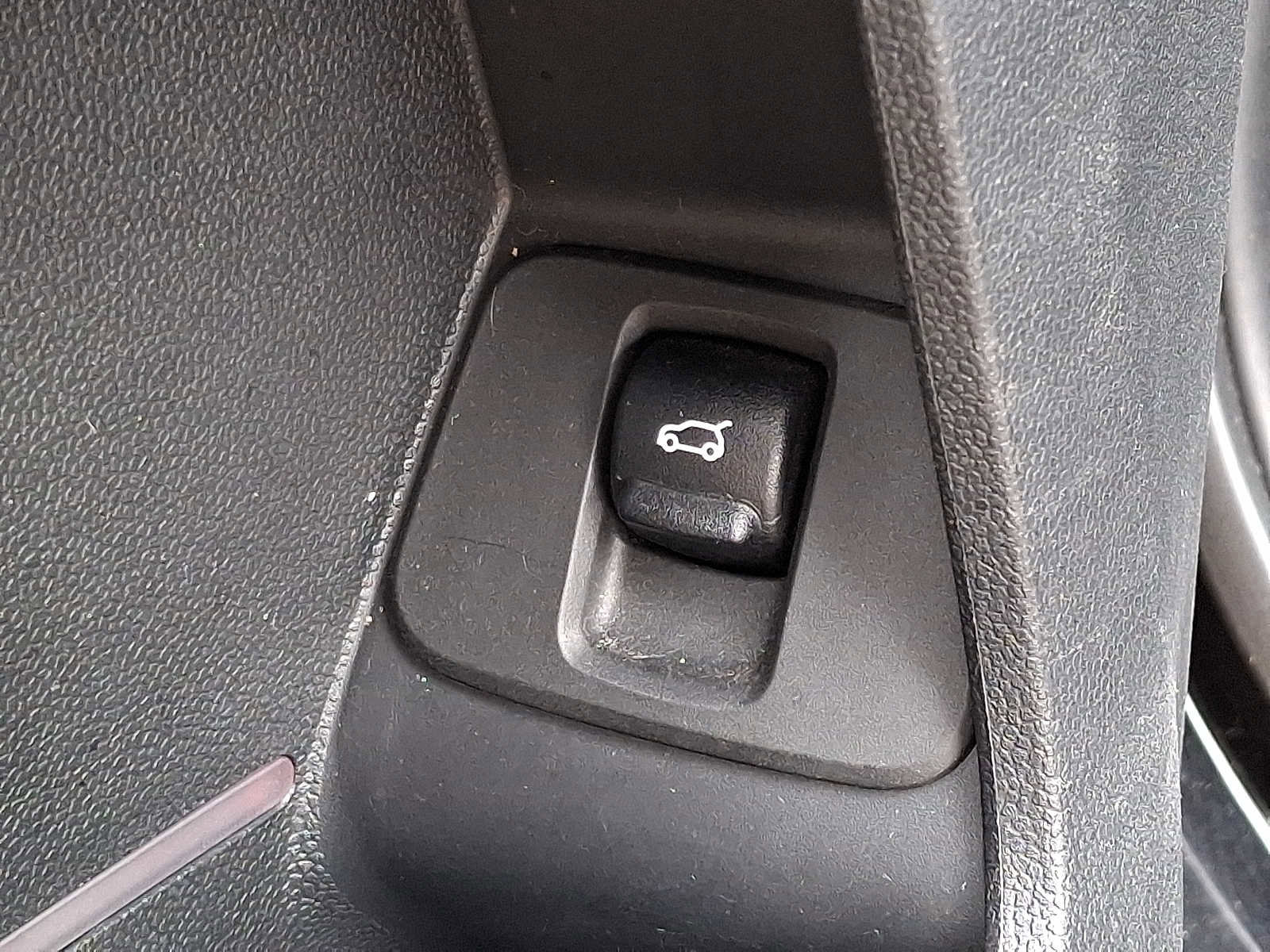 Used 2020 MINI Cooper Countryman S w/ Storage Package image 26