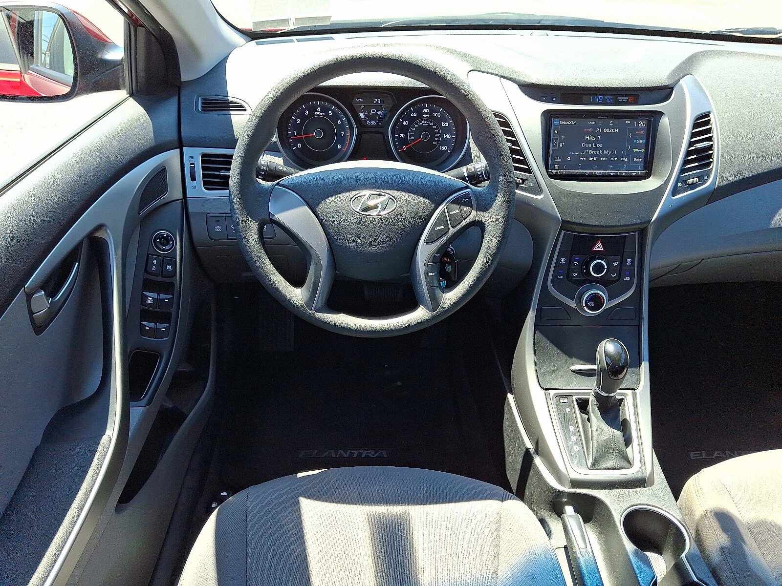 Used 2016 Hyundai Elantra SE FWD image 13