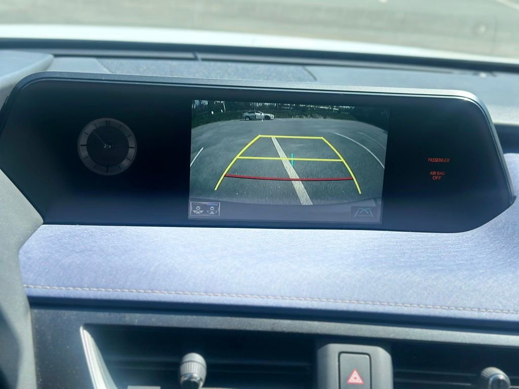 Used 2021 Lexus UX 250h w/ Premium Package AWD/4WD image 18