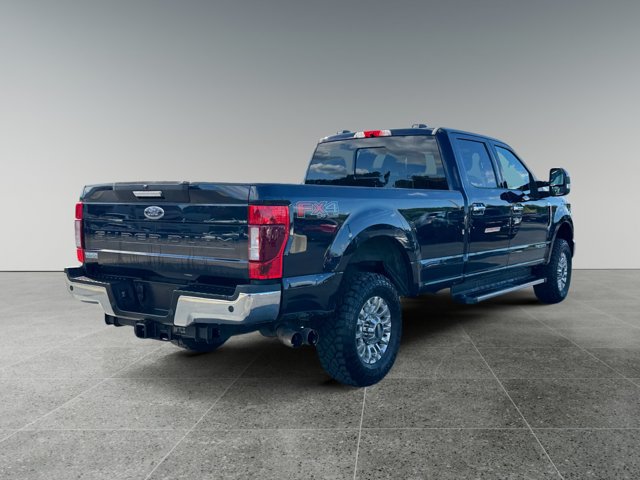 Certified 2022 Ford F350 XLT w/ XLT Premium Package AWD/4WD image 4