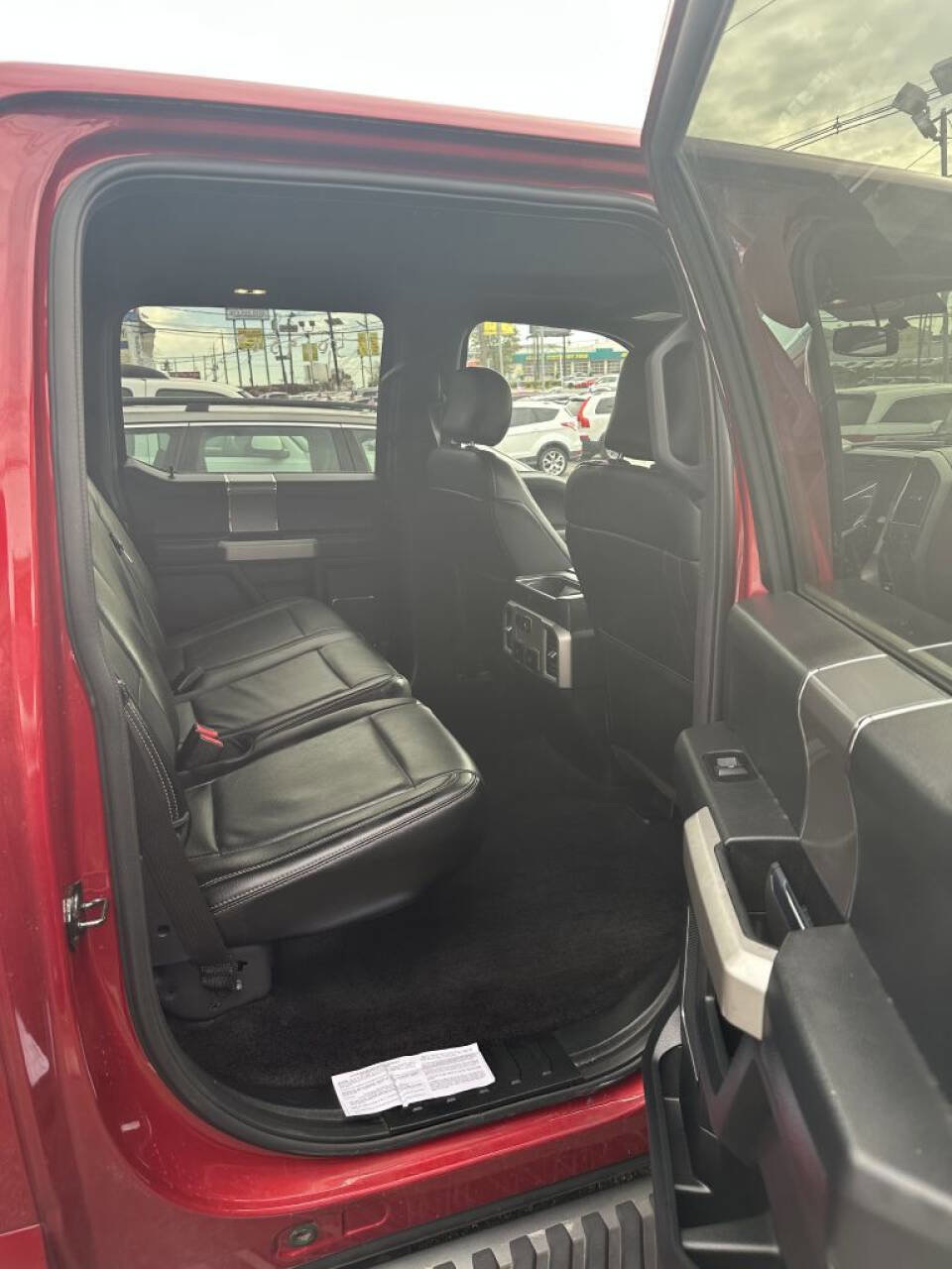 Used 2017 Ford F150 Lariat image 9