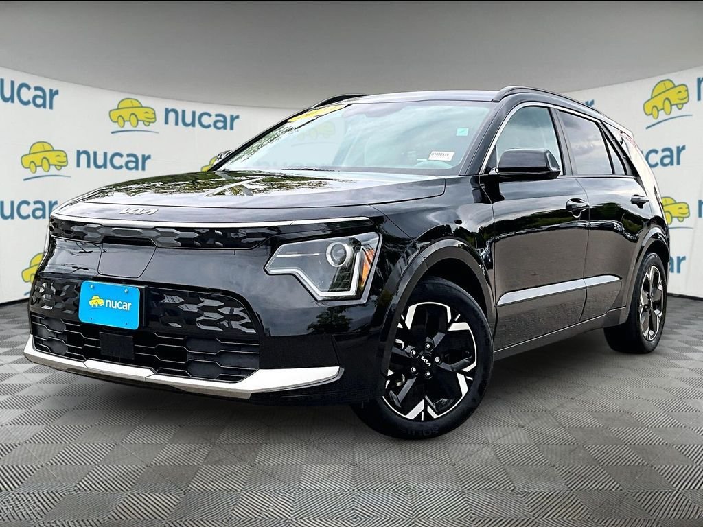 Used 2023 Kia Niro Wind w/ Wind Preserve Package FWD image 3