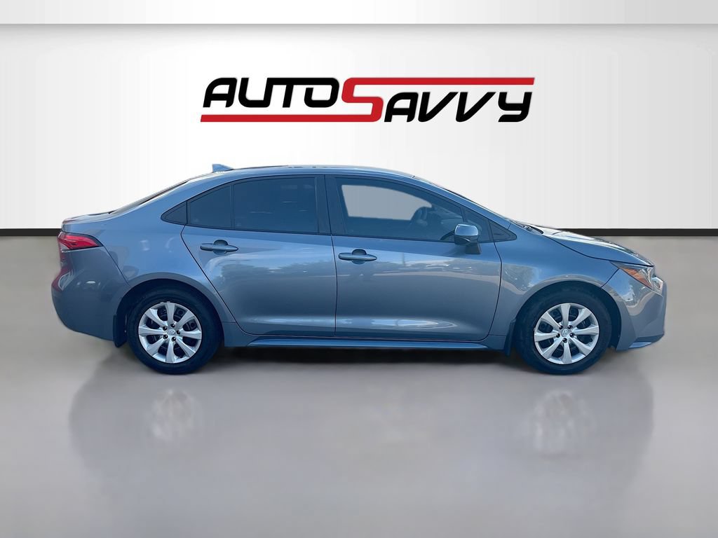 Used 2025 Toyota Corolla LE FWD image 8