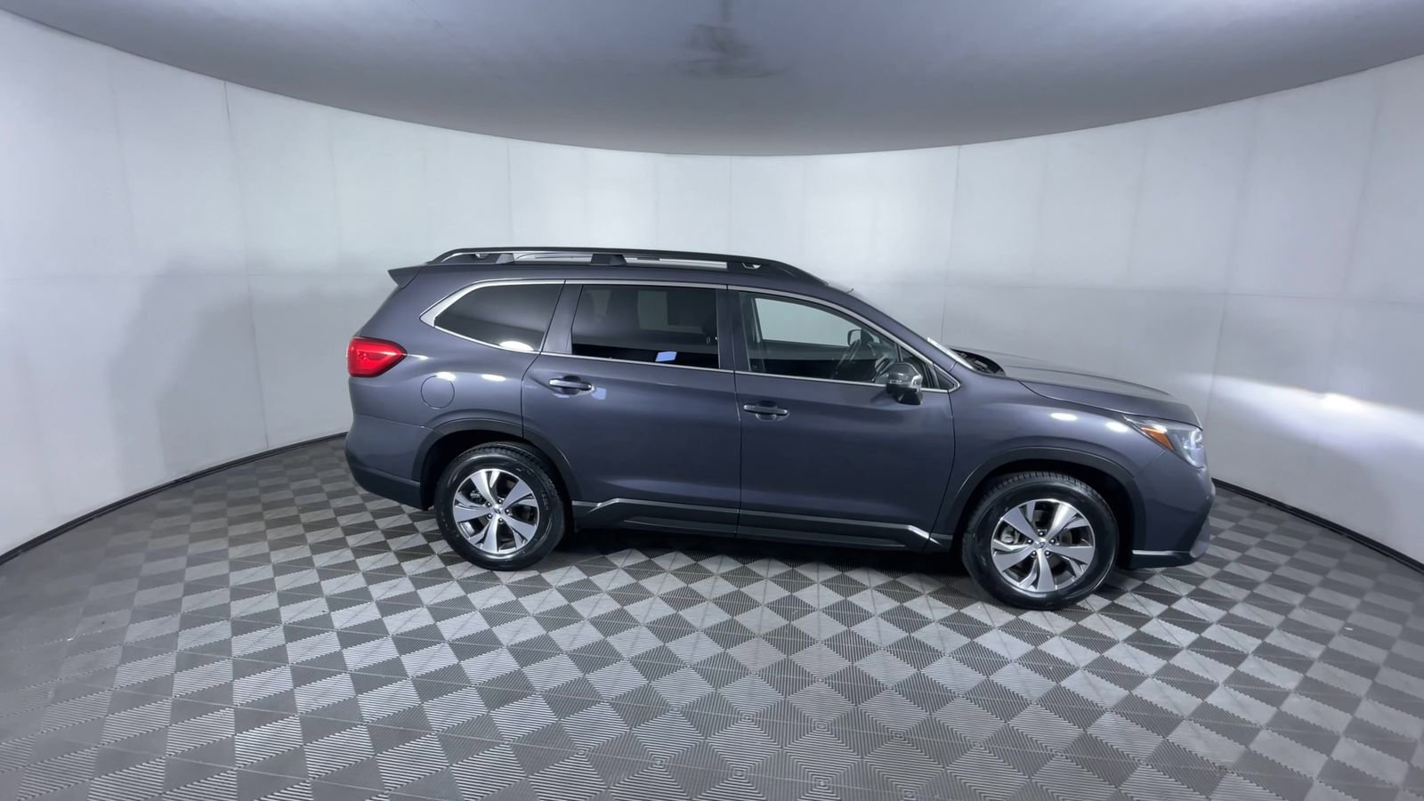 Used 2023 Subaru Ascent Premium w/ Convenience Package AWD/4WD image 9