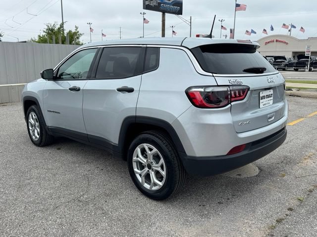 Certified 2025 Jeep Compass Sport AWD/4WD image 4