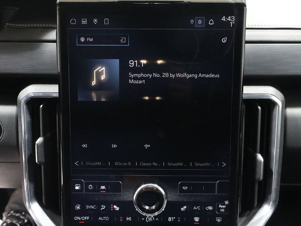 Used 2024 GMC Acadia Elevation image 32