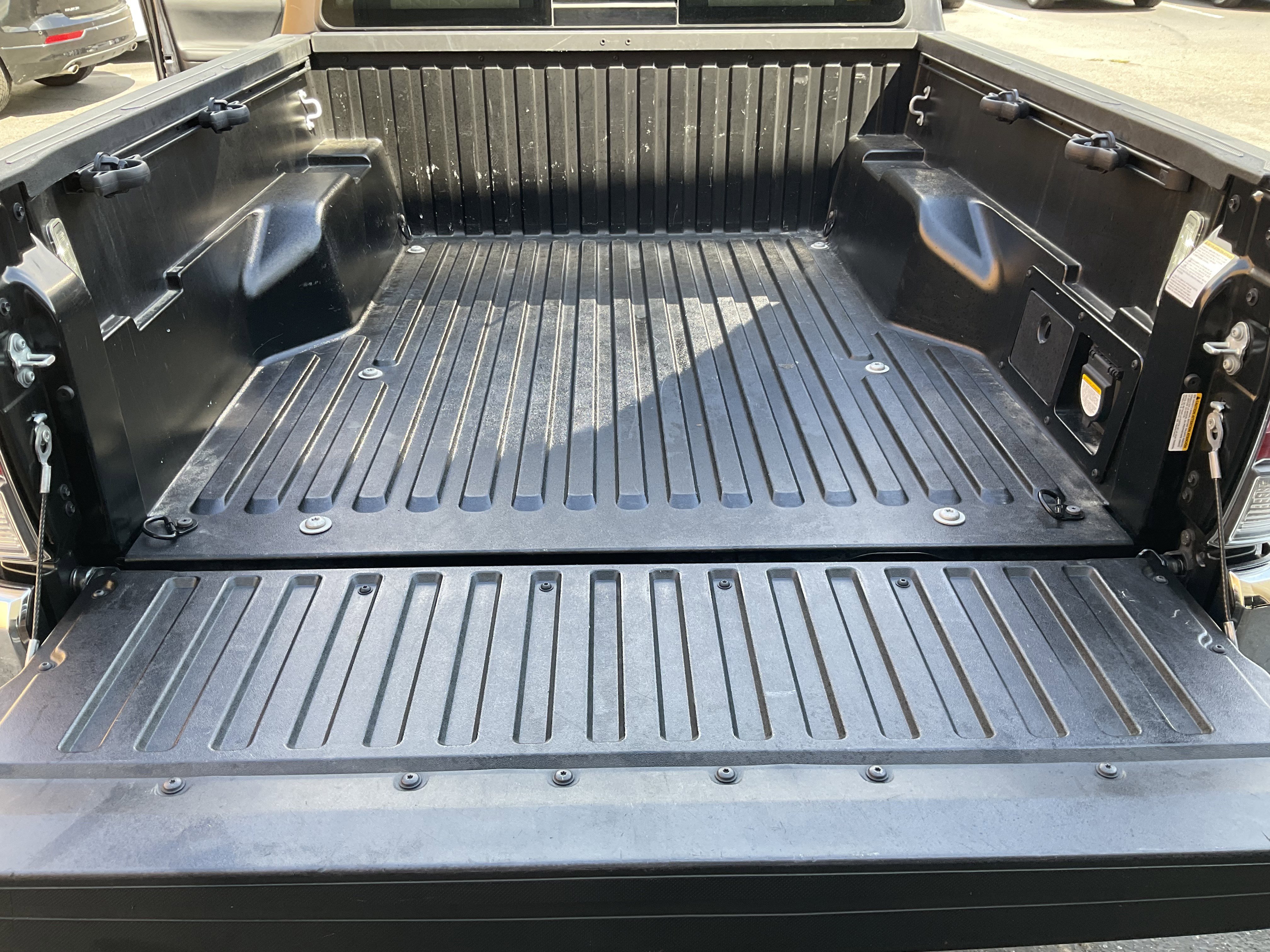 Used 2023 Toyota Tacoma TRD Off-Road w/ Black Out Package (TMS) image 41