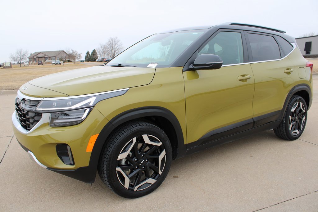 Used 2024 Kia Seltos SX image 17