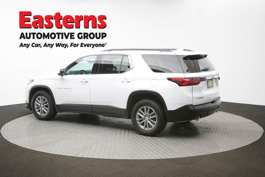 Used 2022 Chevrolet Traverse LT image 65