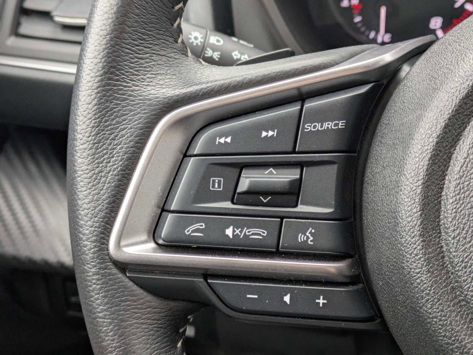 Used 2024 Subaru Ascent Premium w/ Convenience Package image 24