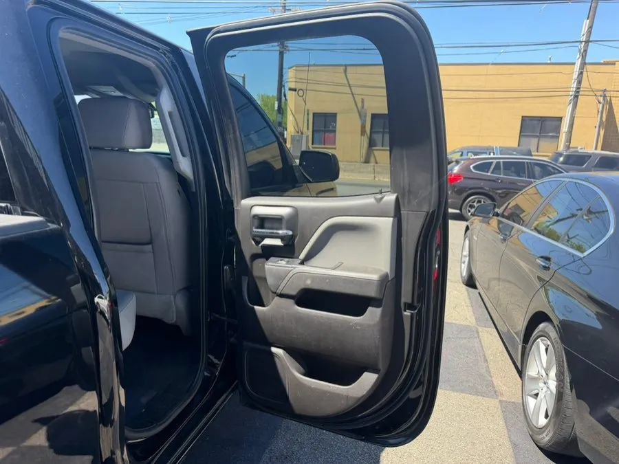 Used 2016 Chevrolet Silverado 1500 W/T w/ Black Out Edition RWD image 12