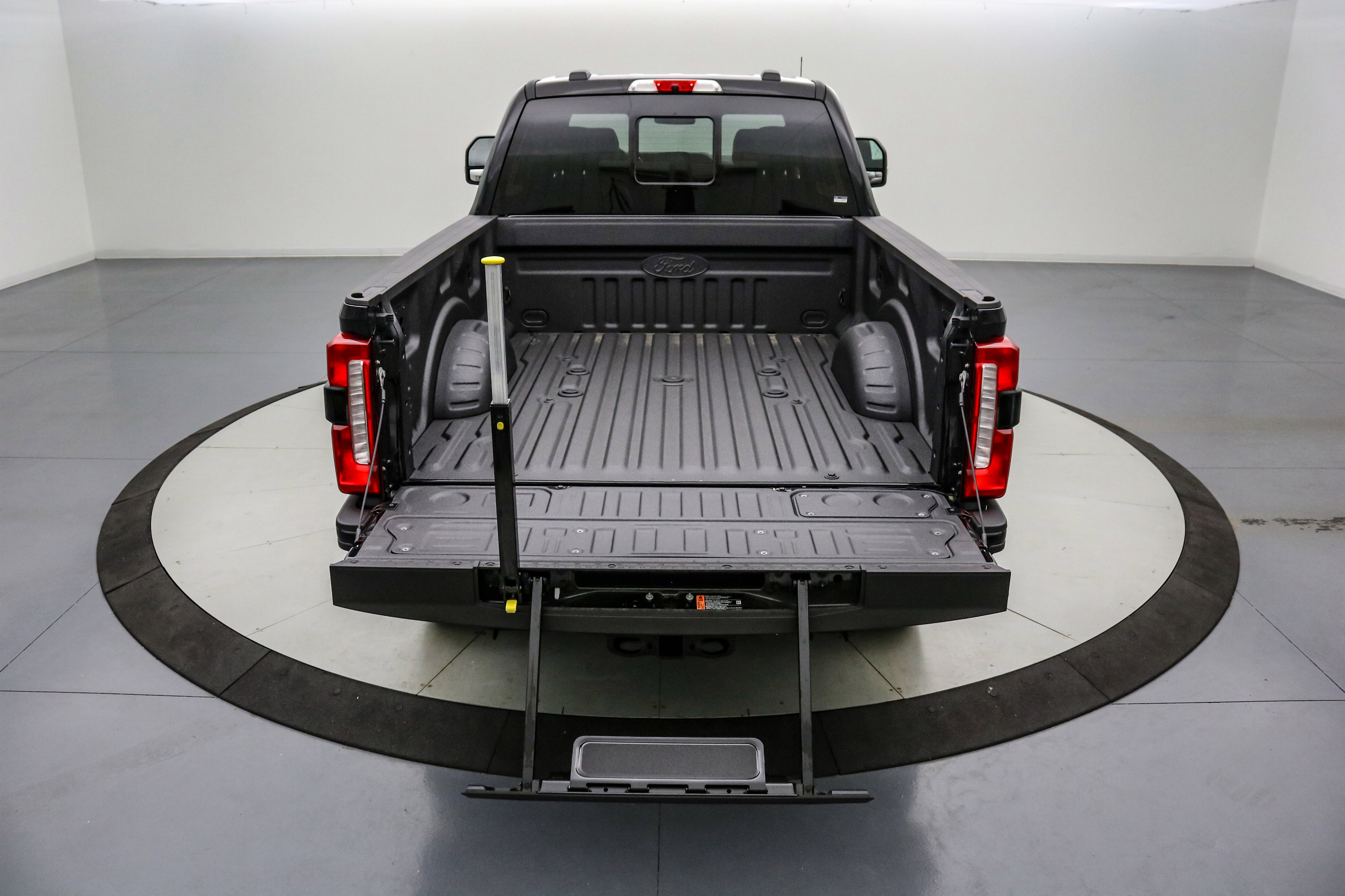 New 2026 Ford F250 Lariat image 6