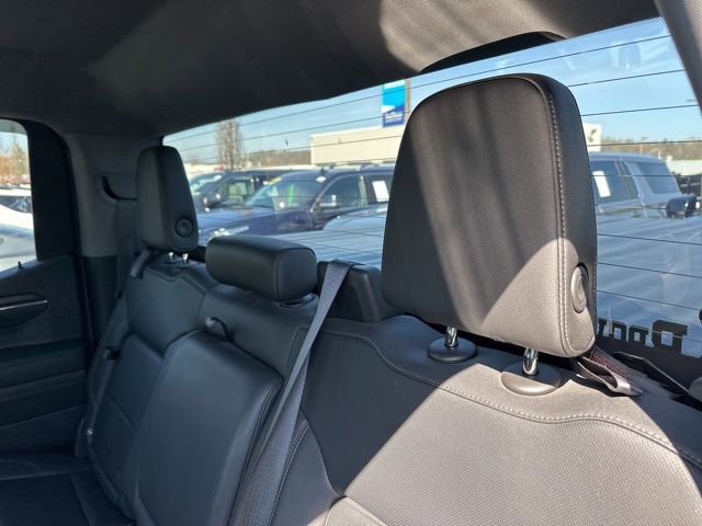 Used 2022 GMC Sierra 1500 SLT w/ SLT Premium Package AWD/4WD image 11