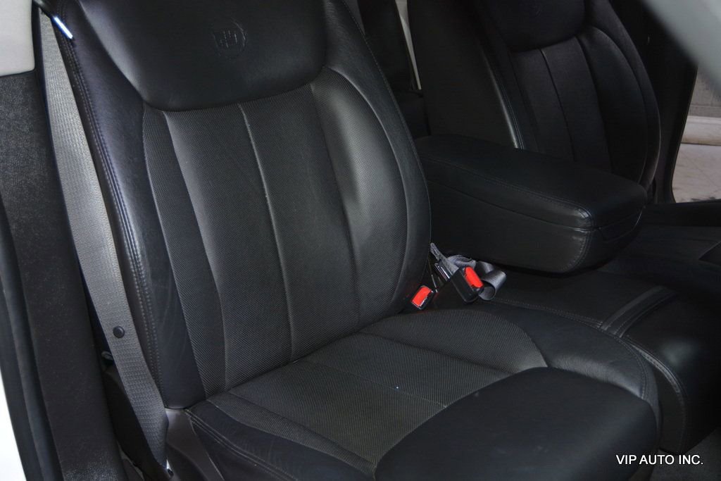 Used 2008 Cadillac DTS w/ Sun And Sound Package image 16