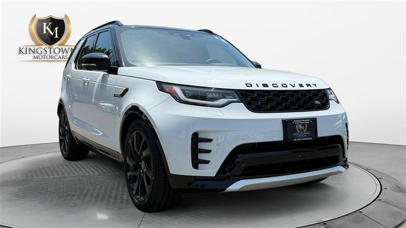 Used 2024 Land Rover Discovery Dynamic SE AWD/4WD image 7