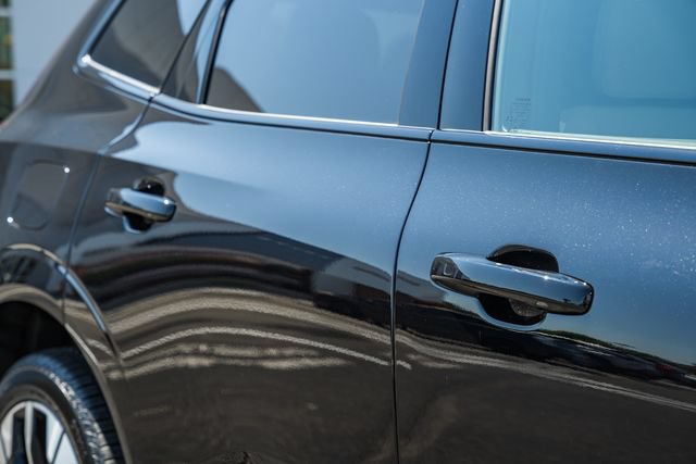 New 2027 Volvo XC60 B5 Plus AWD/4WD image 17