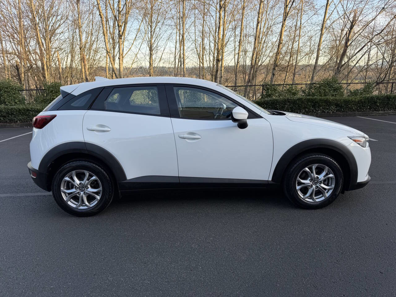 Used 2017 MAZDA CX-3 Sport image 4
