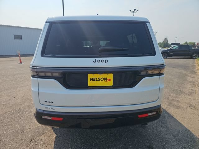 New 2026 Jeep Grand Wagoneer L Limited AWD/4WD image 4
