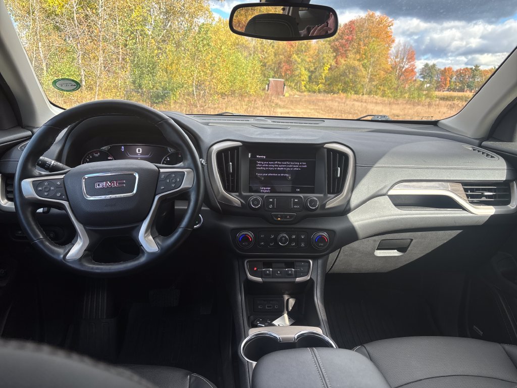 Used 2024 GMC Terrain Denali AWD/4WD image 13