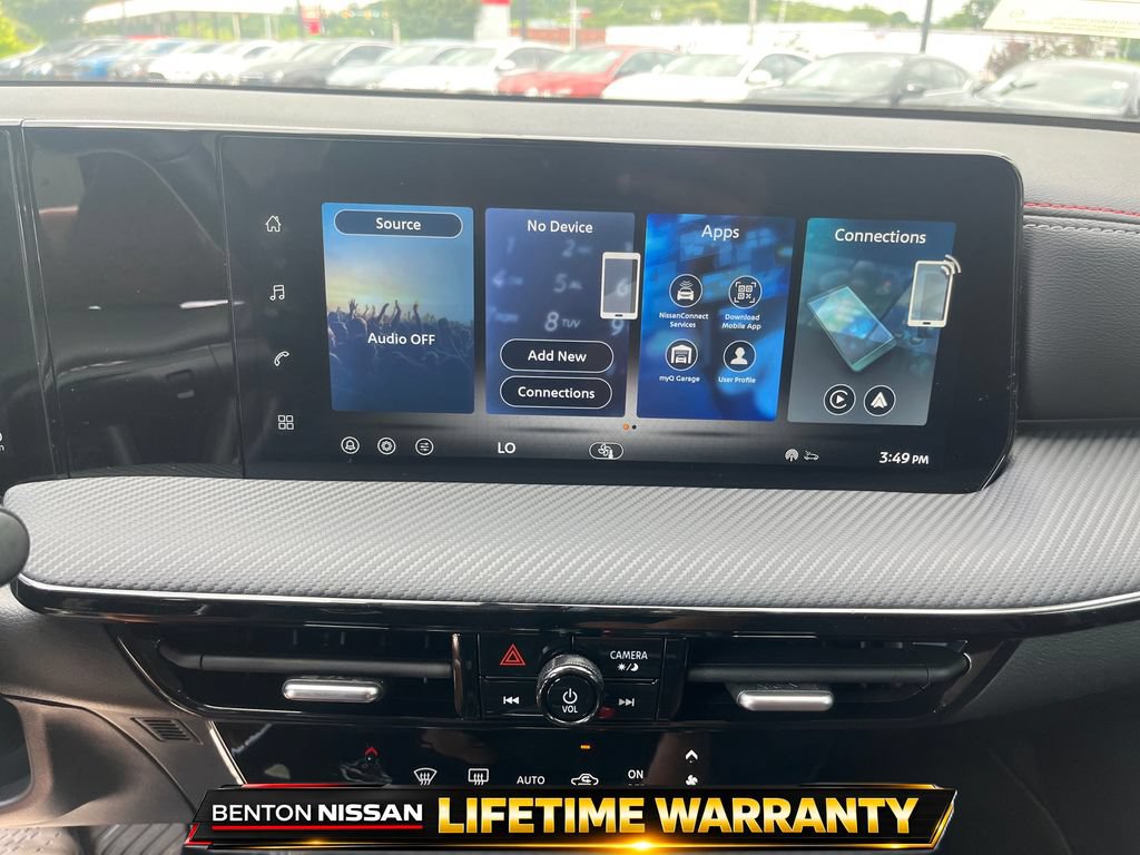 Used 2026 Nissan Kicks SR FWD image 18