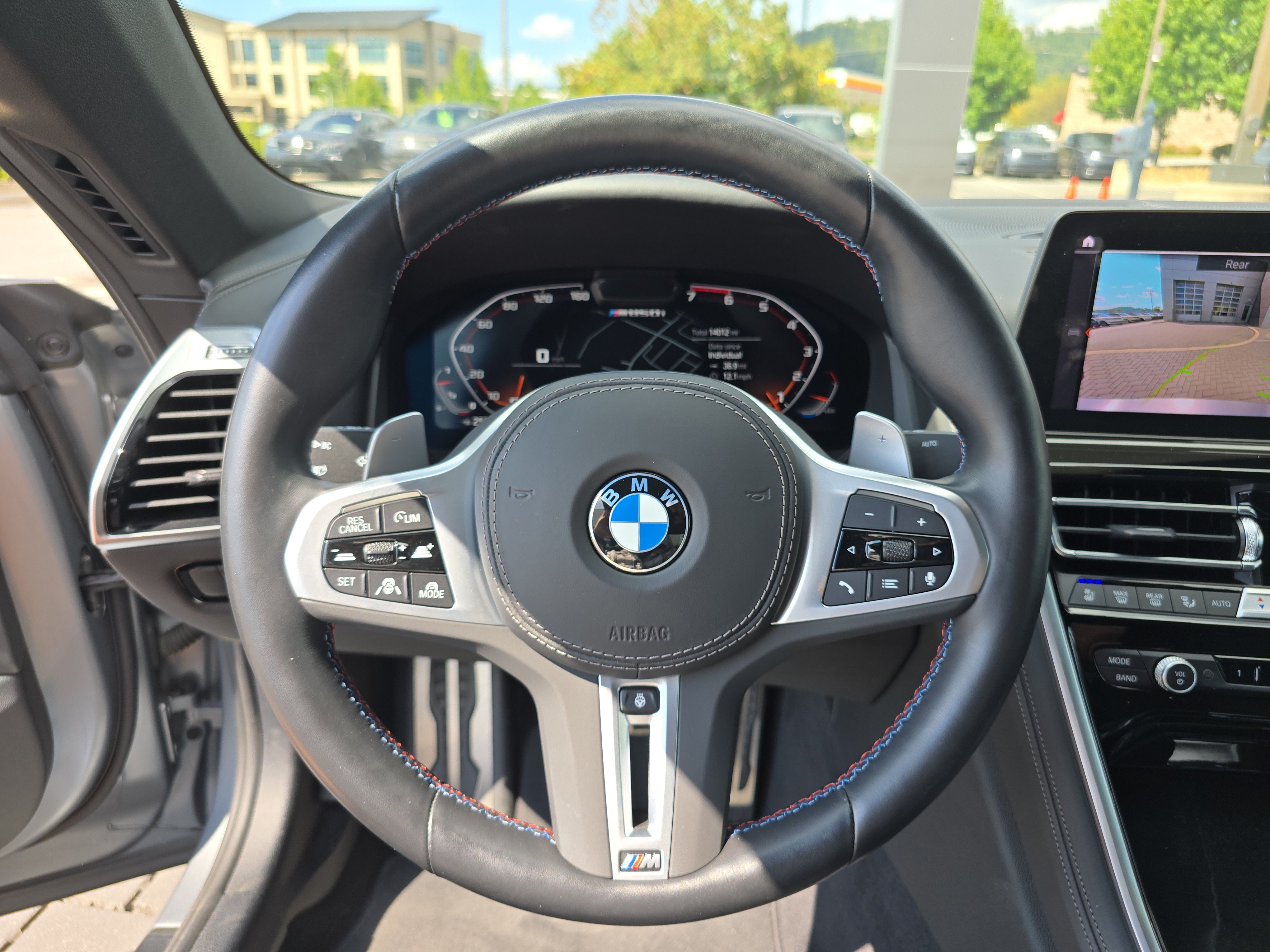 Used 2024 BMW M850i xDrive Convertible w/ M Carbon Exterior Package AWD/4WD image 25
