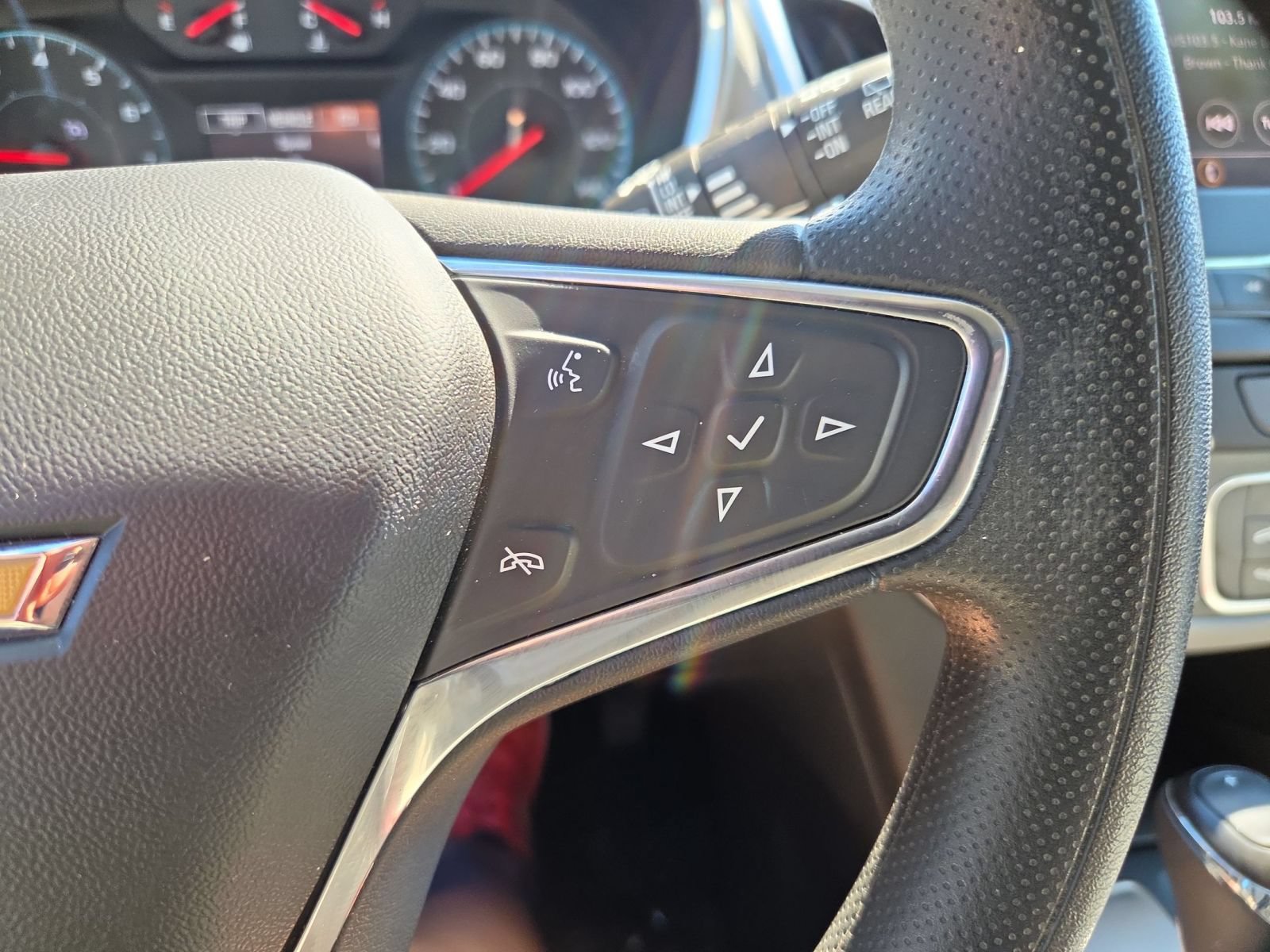 Used 2020 Chevrolet Equinox LS w/ LS Convenience Package FWD image 14