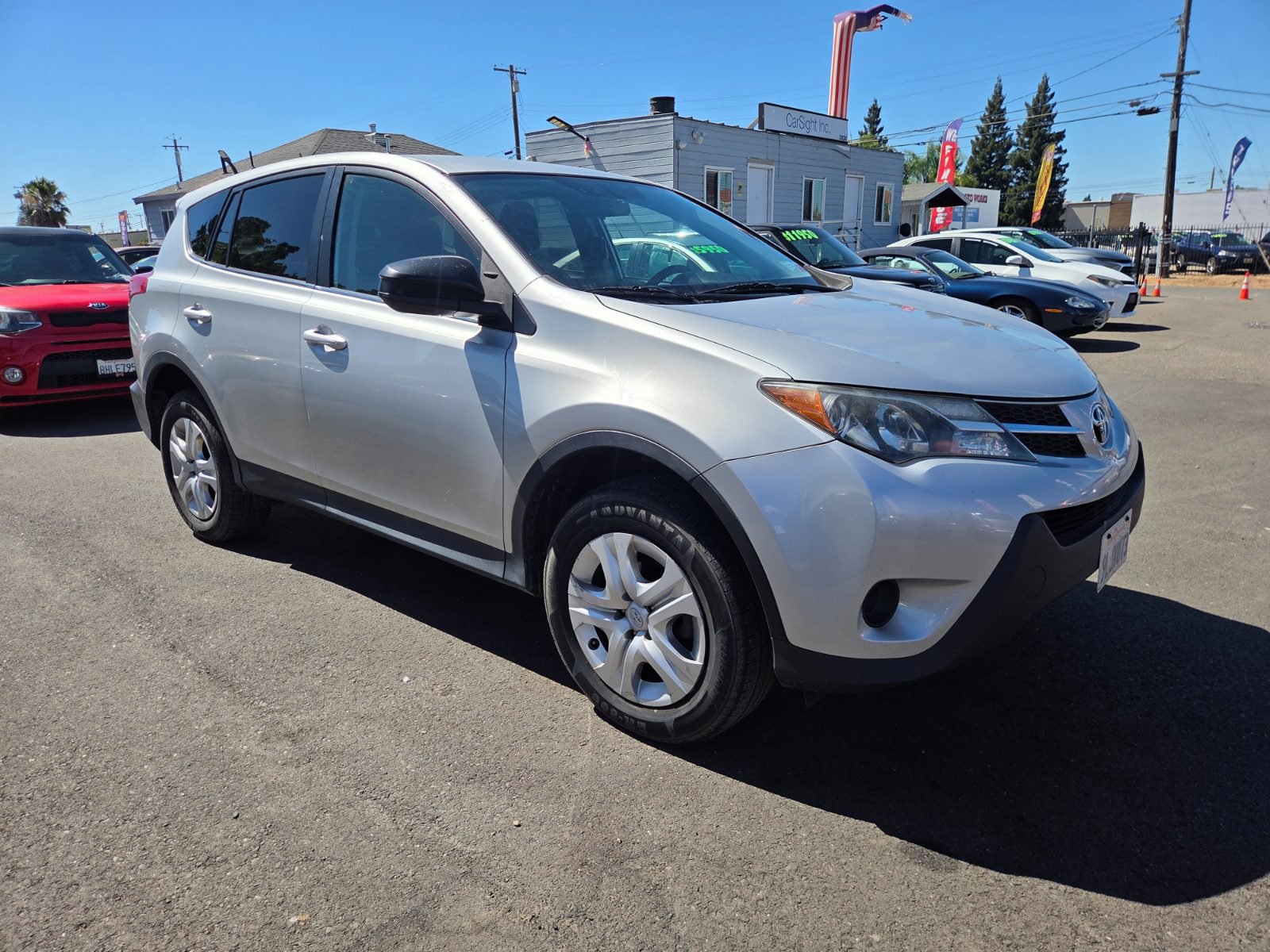 Used 2013 Toyota RAV4 LE AWD/4WD image 5