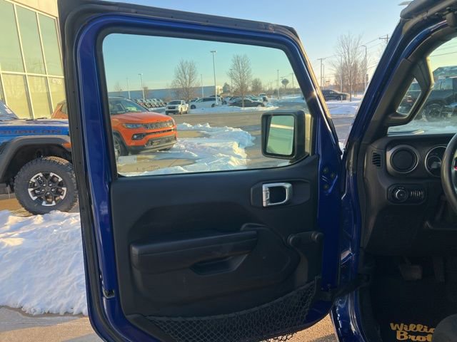 Used 2018 Jeep Wrangler Sport image 8